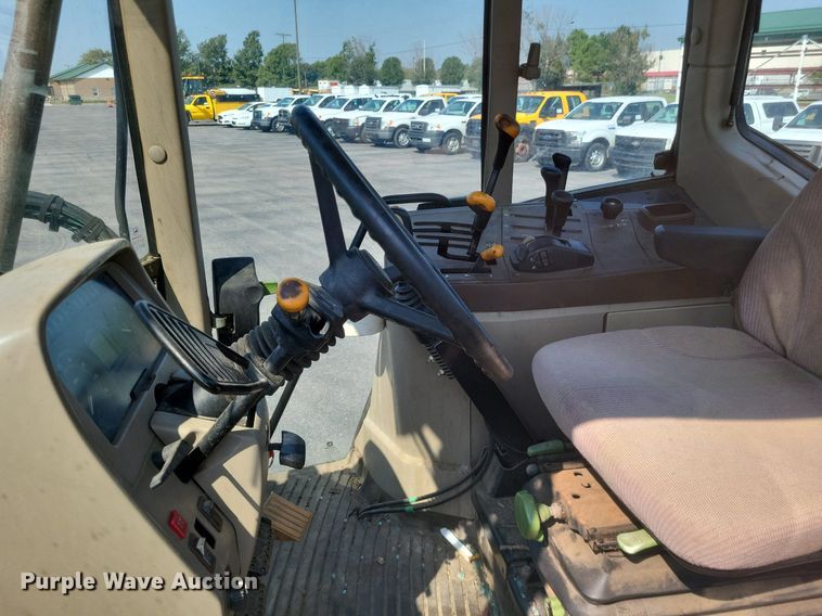 image for item DK1116 2006  John Deere 6615  tractor