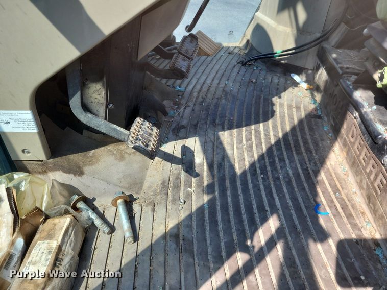 image for item DK1116 2006  John Deere 6615  tractor