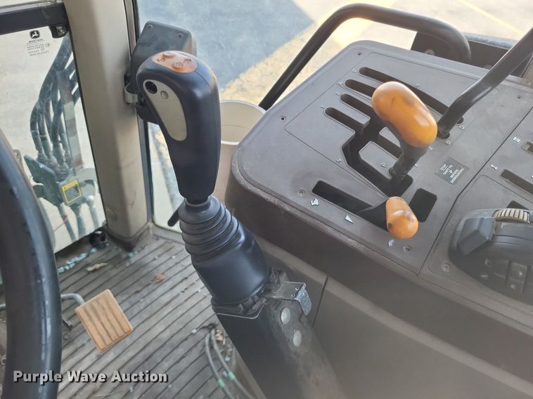 image for item DK1116 2006  John Deere 6615  tractor