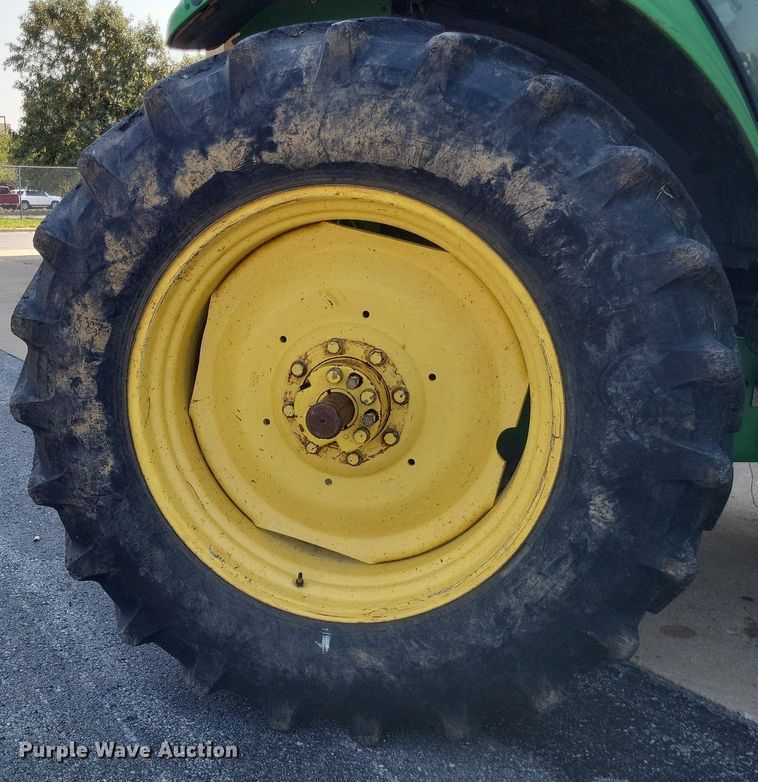 image for item DK1116 2006  John Deere 6615  tractor