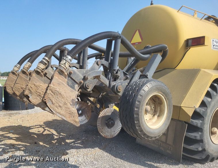 image for item DK1136 Ag-Chem 3104 Terra Gator  manure spreader truck