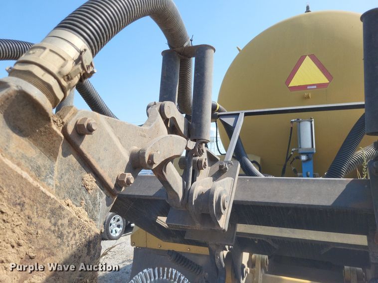 image for item DK1136 Ag-Chem 3104 Terra Gator  manure spreader truck