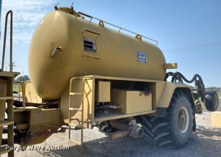 image for item DK1136 Ag-Chem 3104 Terra Gator  manure spreader truck