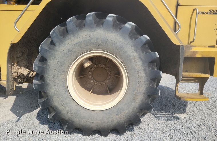 image for item DK1136 Ag-Chem 3104 Terra Gator  manure spreader truck