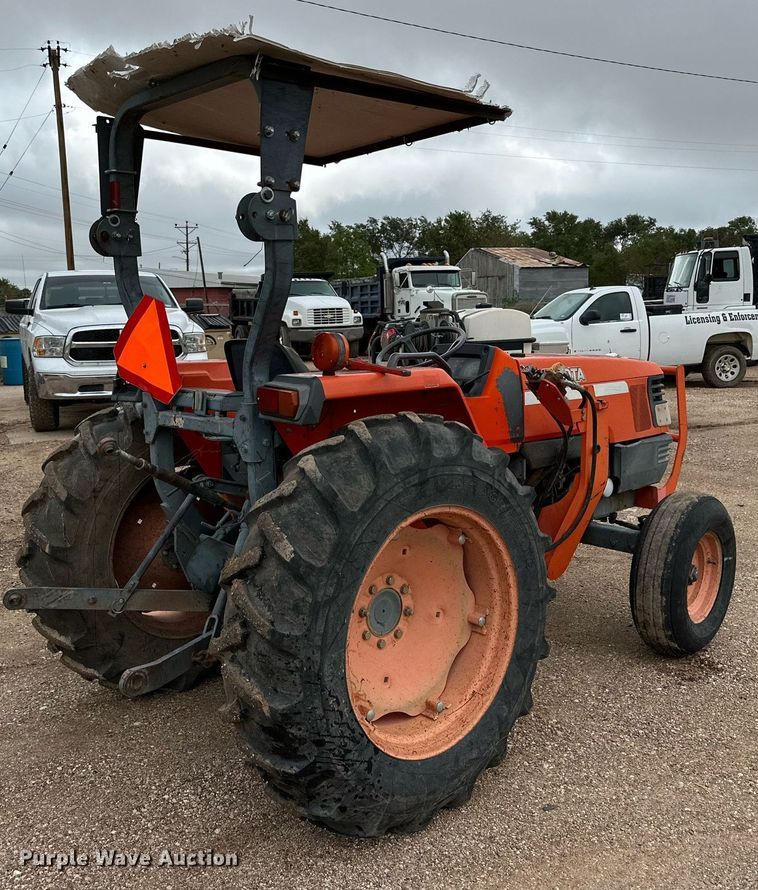 image for item DK2525 2005 Kubota MX5000E  tractor