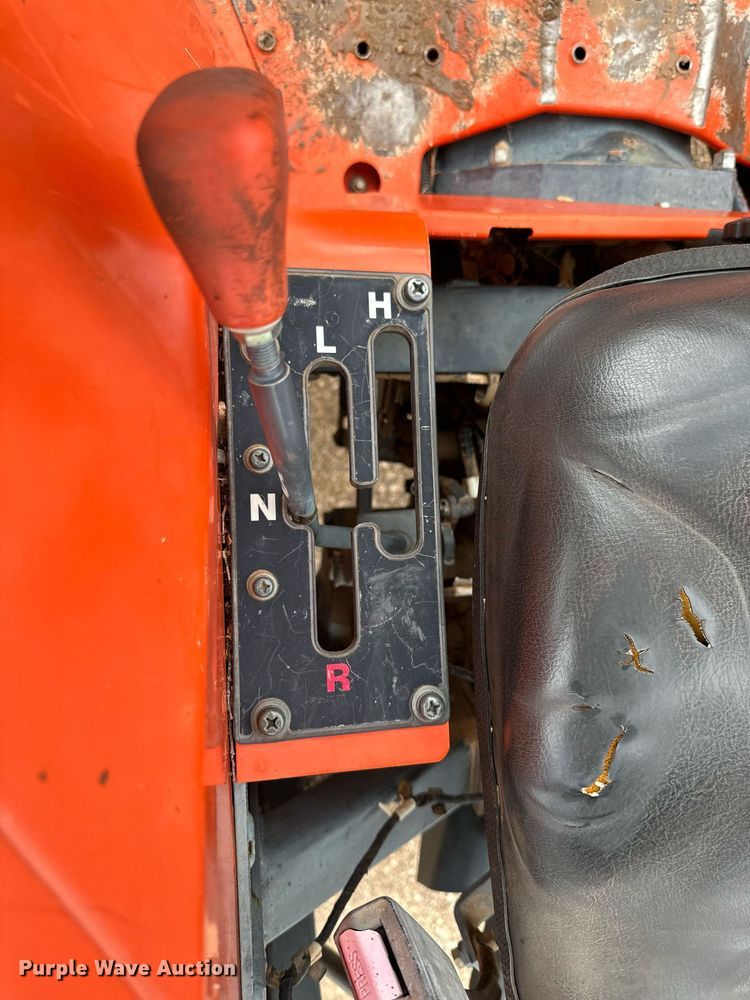 image for item DK2525 2005 Kubota MX5000E  tractor