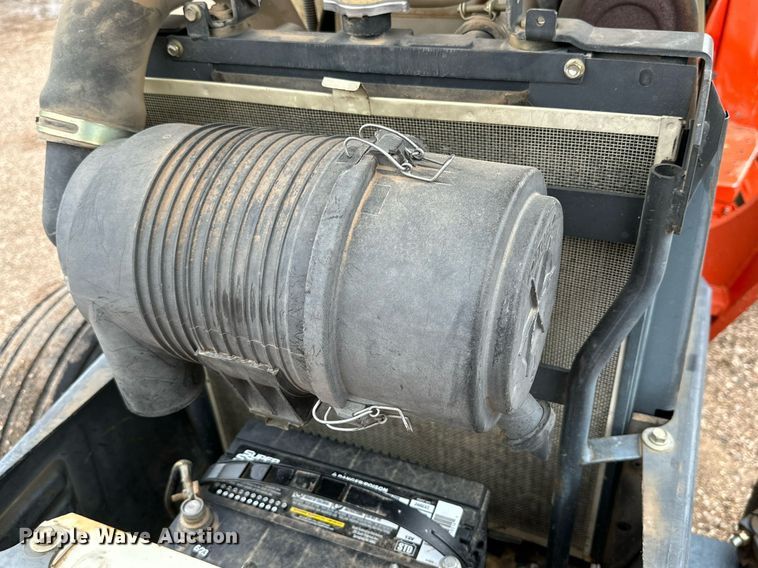 image for item DK2525 2005 Kubota MX5000E  tractor