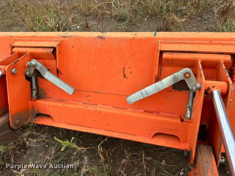 image for item DK2525 2005 Kubota MX5000E  tractor