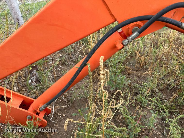 image for item DK2525 2005 Kubota MX5000E  tractor