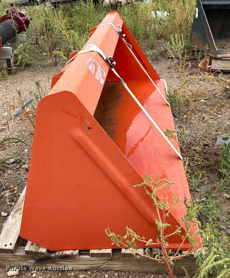 image for item DK2525 2005 Kubota MX5000E  tractor