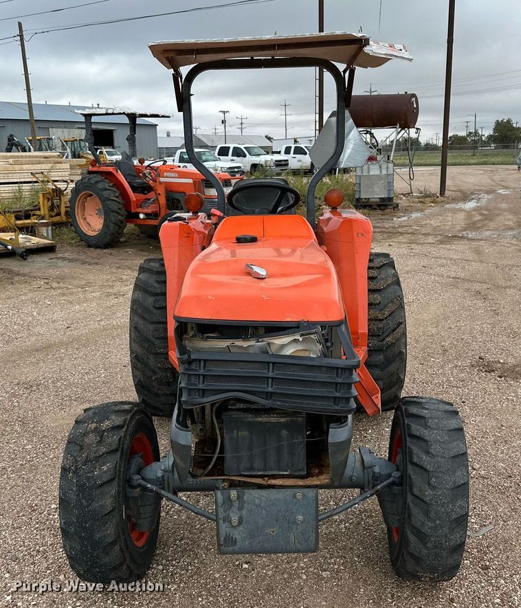 image for item DK2526 Kubota L2800D  MFWD tractor