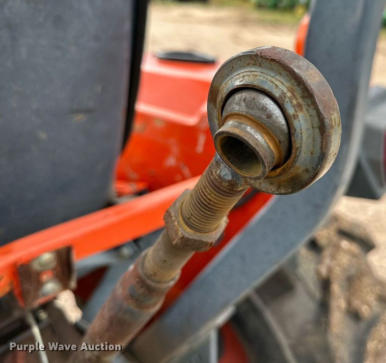 image for item DK2526 Kubota L2800D  MFWD tractor