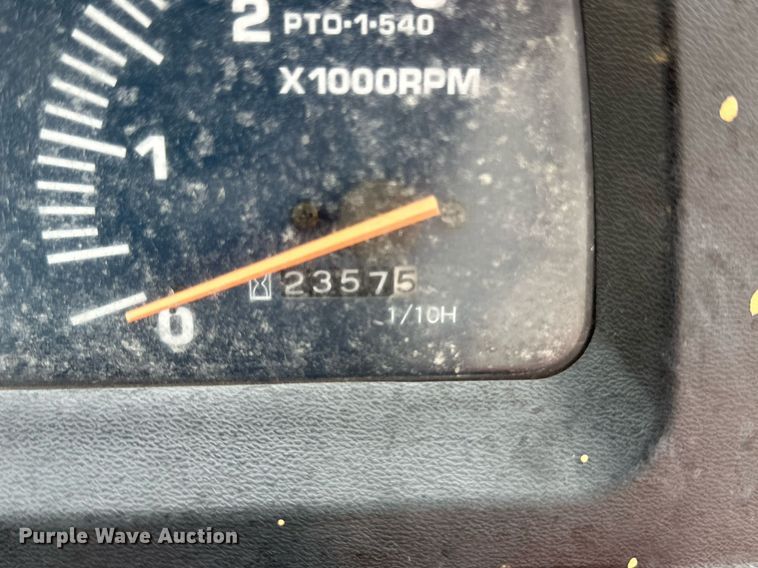 image for item DK2526 Kubota L2800D  MFWD tractor