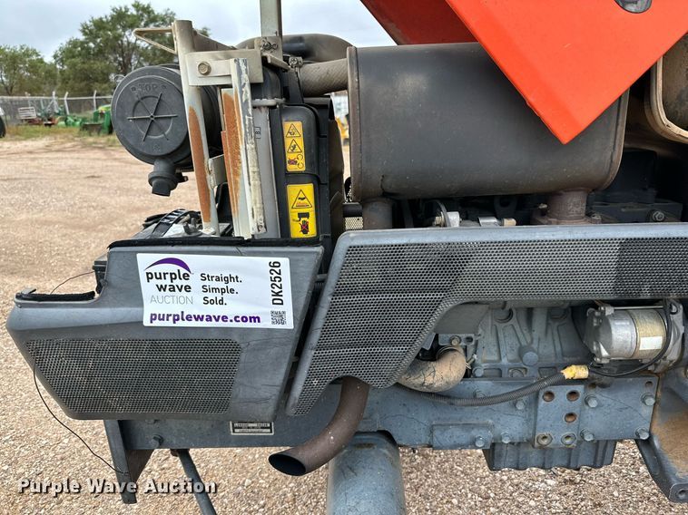 image for item DK2526 Kubota L2800D  MFWD tractor