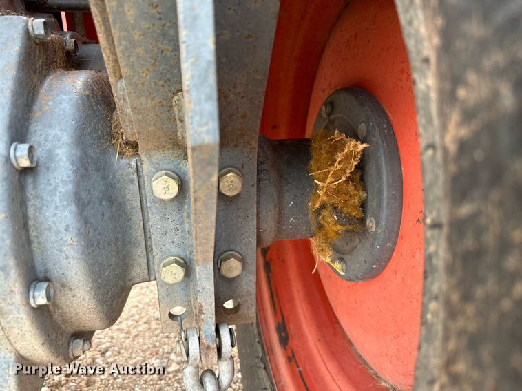 image for item DK2526 Kubota L2800D  MFWD tractor