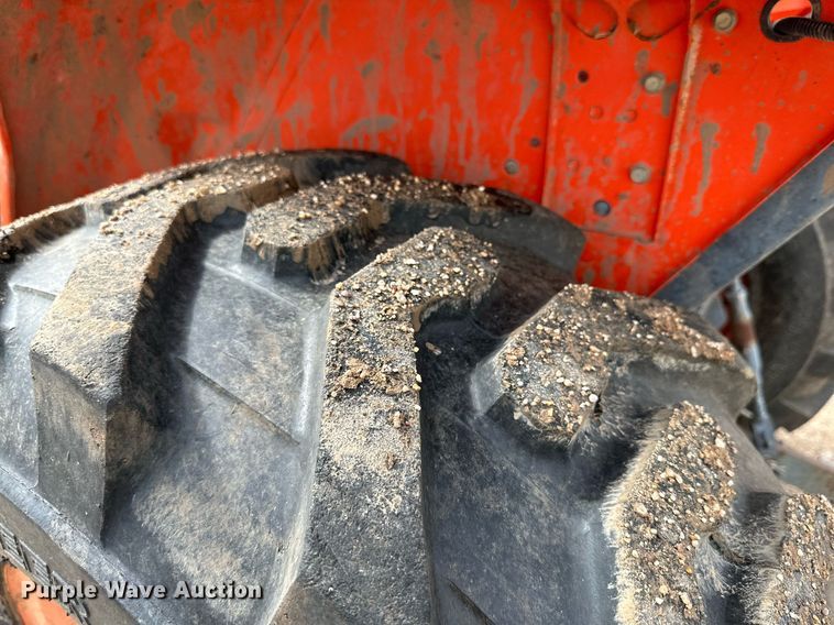 image for item DK2526 Kubota L2800D  MFWD tractor