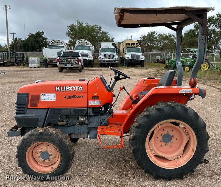 image for item DK2527 Kubota L2800D  MFWD tractor