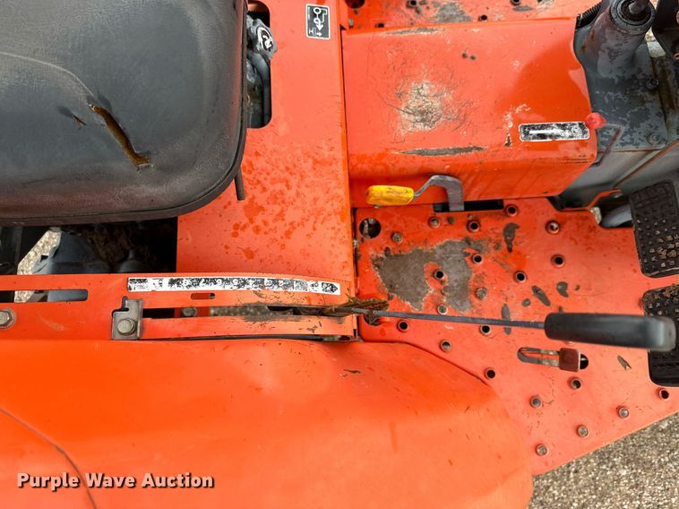 image for item DK2527 Kubota L2800D  MFWD tractor