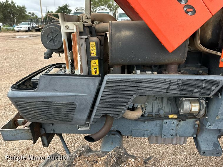 image for item DK2527 Kubota L2800D  MFWD tractor