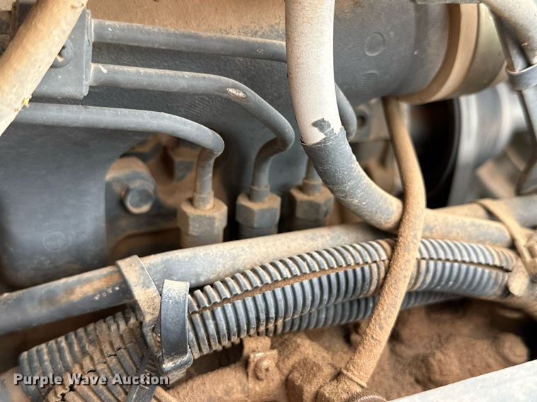 image for item DK2527 Kubota L2800D  MFWD tractor