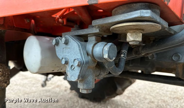 image for item DK2527 Kubota L2800D  MFWD tractor