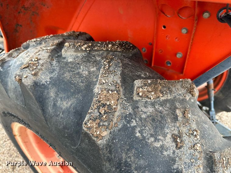 image for item DK2527 Kubota L2800D  MFWD tractor