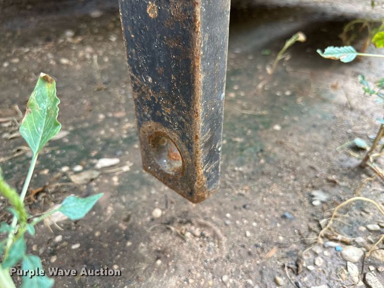 image for item DK2529 2009 International 7300  refuse truck