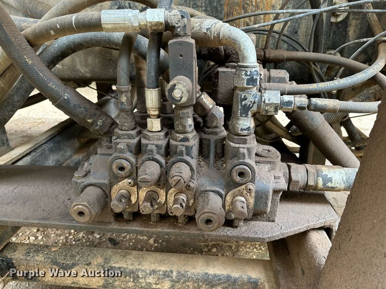 image for item DK2529 2009 International 7300  refuse truck