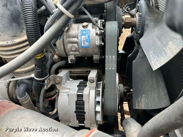 image for item DK2529 2009 International 7300  refuse truck