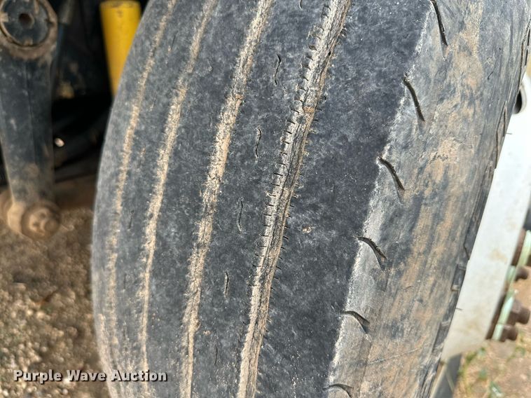 image for item DK2529 2009 International 7300  refuse truck