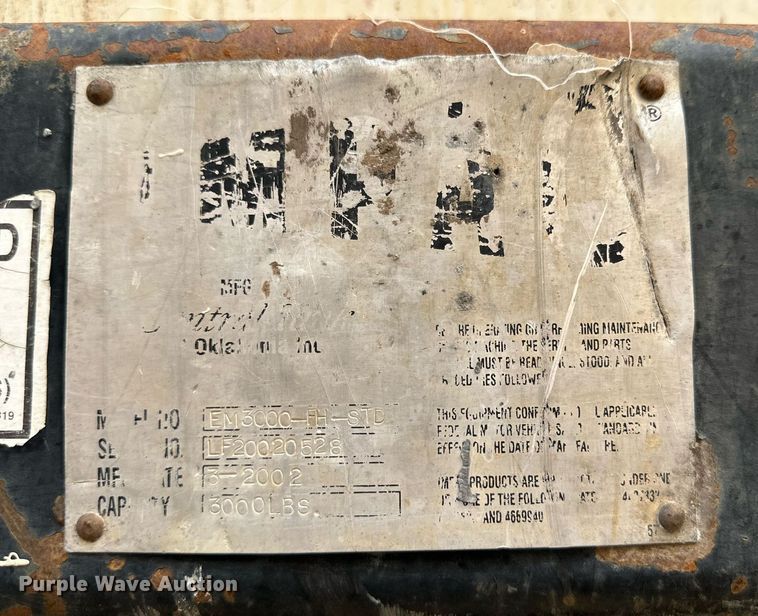 image for item DK2529 2009 International 7300  refuse truck