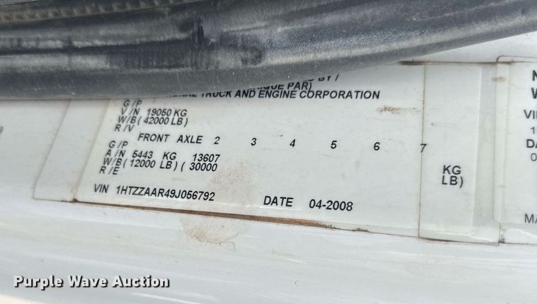 image for item DK2529 2009 International 7300  refuse truck