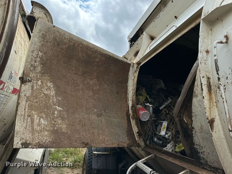 image for item DK2530 2008 Sterling L7500  refuse truck