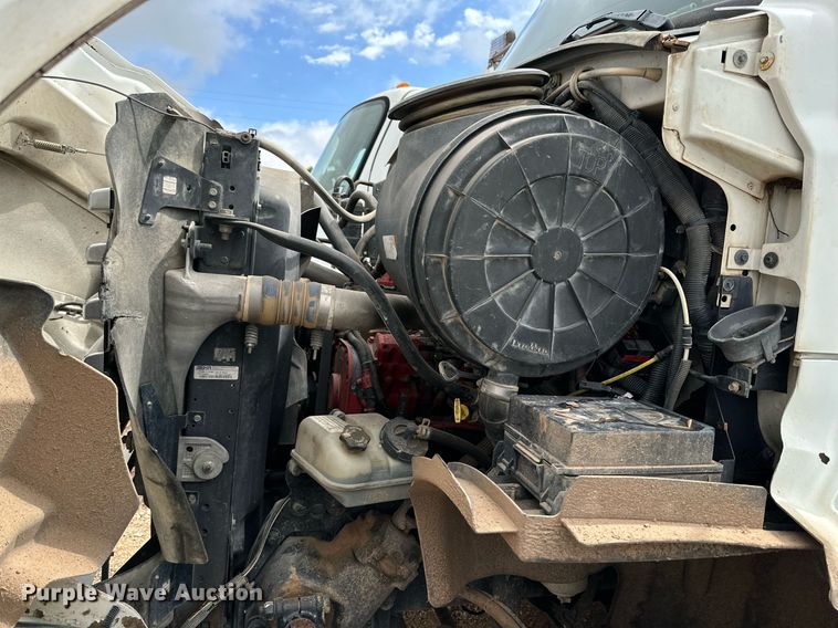 image for item DK2530 2008 Sterling L7500  refuse truck