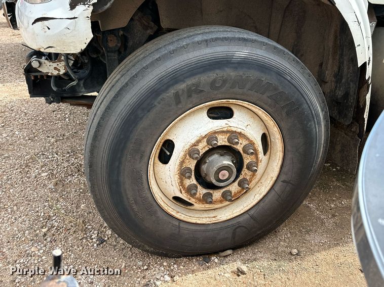 image for item DK2530 2008 Sterling L7500  refuse truck