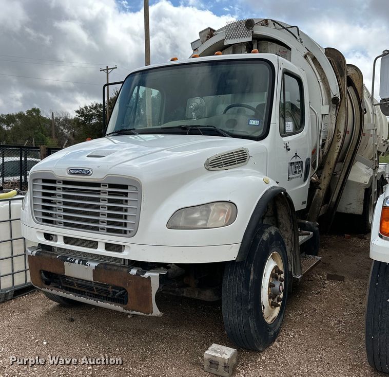 image for item DK2531 2012 Freightliner M2 106  refuse truck