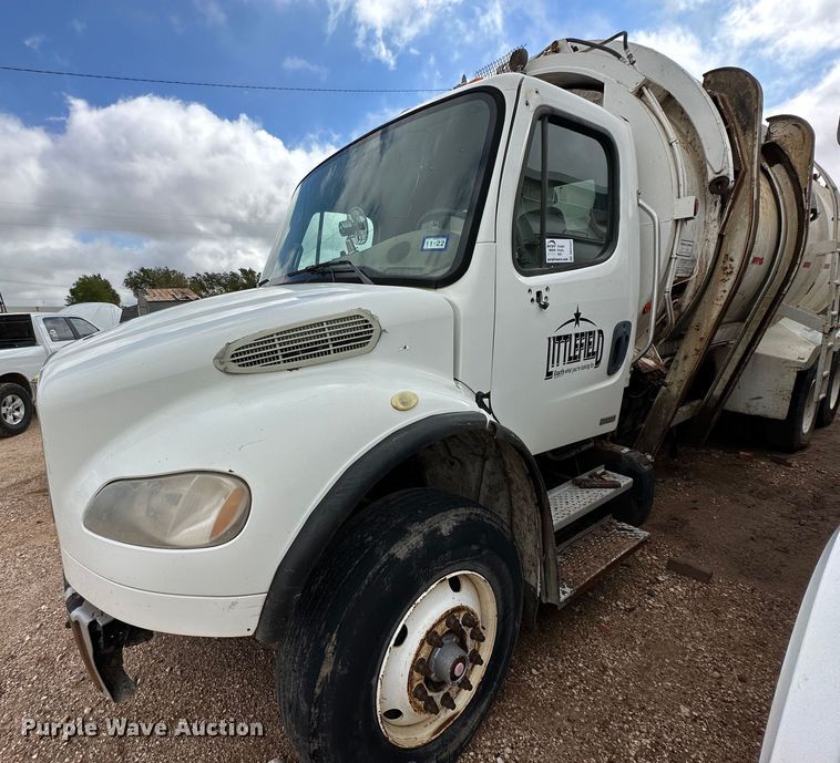 image for item DK2531 2012 Freightliner M2 106  refuse truck