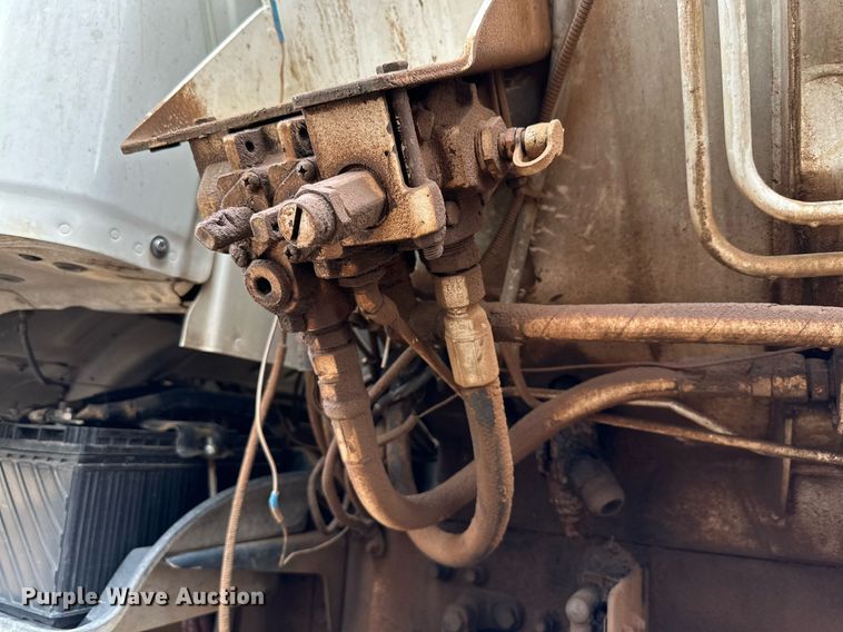 image for item DK2531 2012 Freightliner M2 106  refuse truck