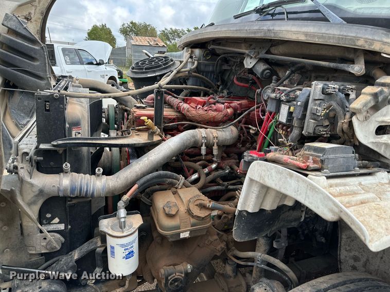 image for item DK2531 2012 Freightliner M2 106  refuse truck