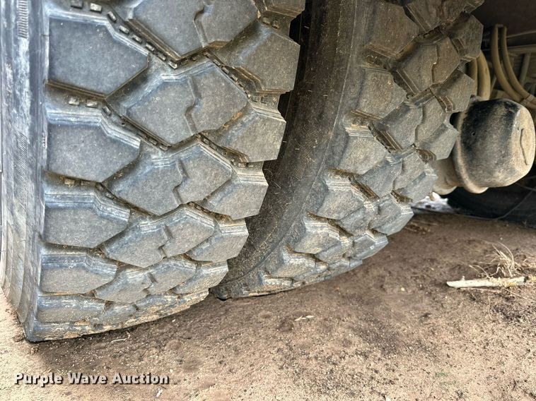 image for item DK2531 2012 Freightliner M2 106  refuse truck