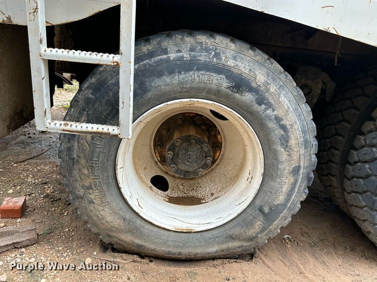 image for item DK2531 2012 Freightliner M2 106  refuse truck