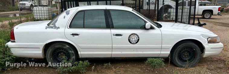 image for item DK2532 1999 Ford Crown Victoria Police Interceptor