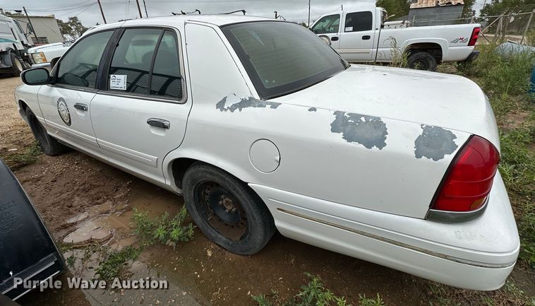 image for item DK2532 1999 Ford Crown Victoria Police Interceptor
