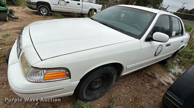 image for item DK2532 1999 Ford Crown Victoria Police Interceptor