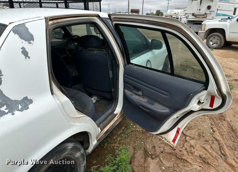 image for item DK2532 1999 Ford Crown Victoria Police Interceptor