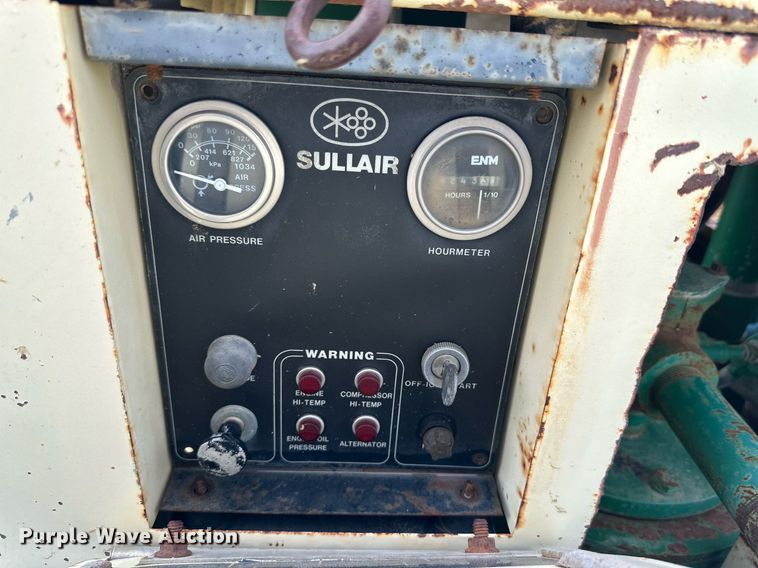 image for item DK2536 Sullair 185GPQ F0 2W  air compressor