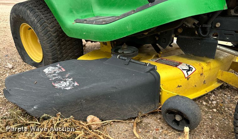 image for item DK2537 2006 John Deere X300  lawn mower