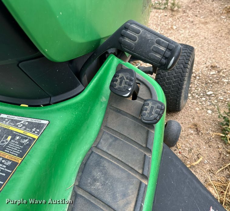 image for item DK2537 2006 John Deere X300  lawn mower