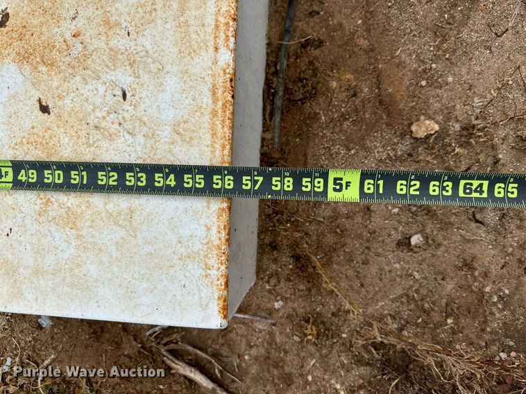 image for item DK2542 Tradesman  L-shaped diesel tank