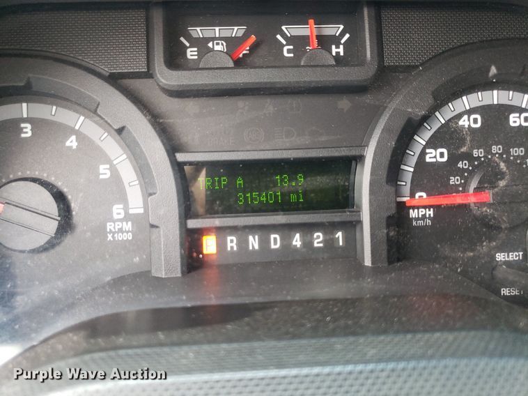 image for item DK7416 2016 Ford E450  ambulance